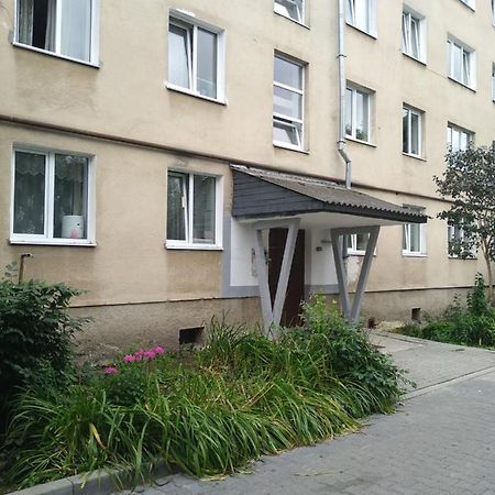 Apartment In The Center Ivano Frankivsk Bagian luar foto