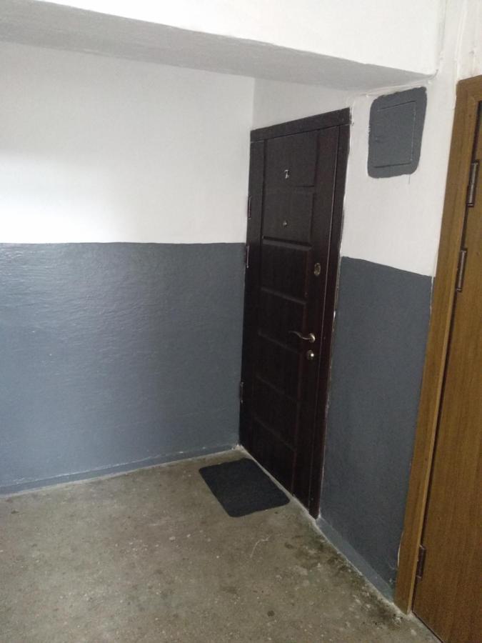 Apartment In The Center Ivano Frankivsk Bagian luar foto